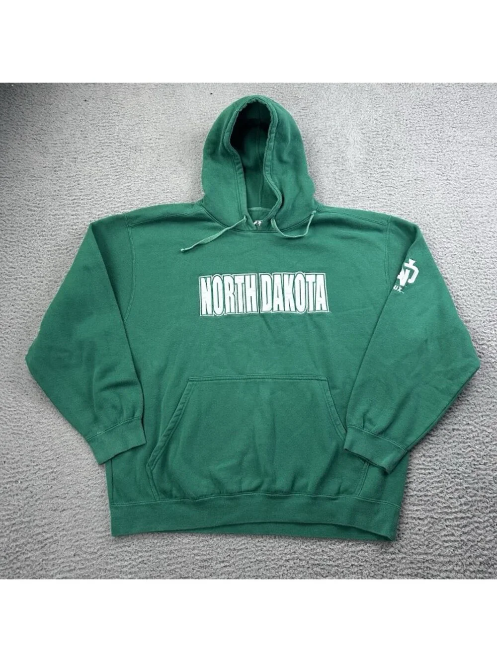 North Dakota Fighting Sioux Pullover Hoodie Sweatshirt Green Size XL